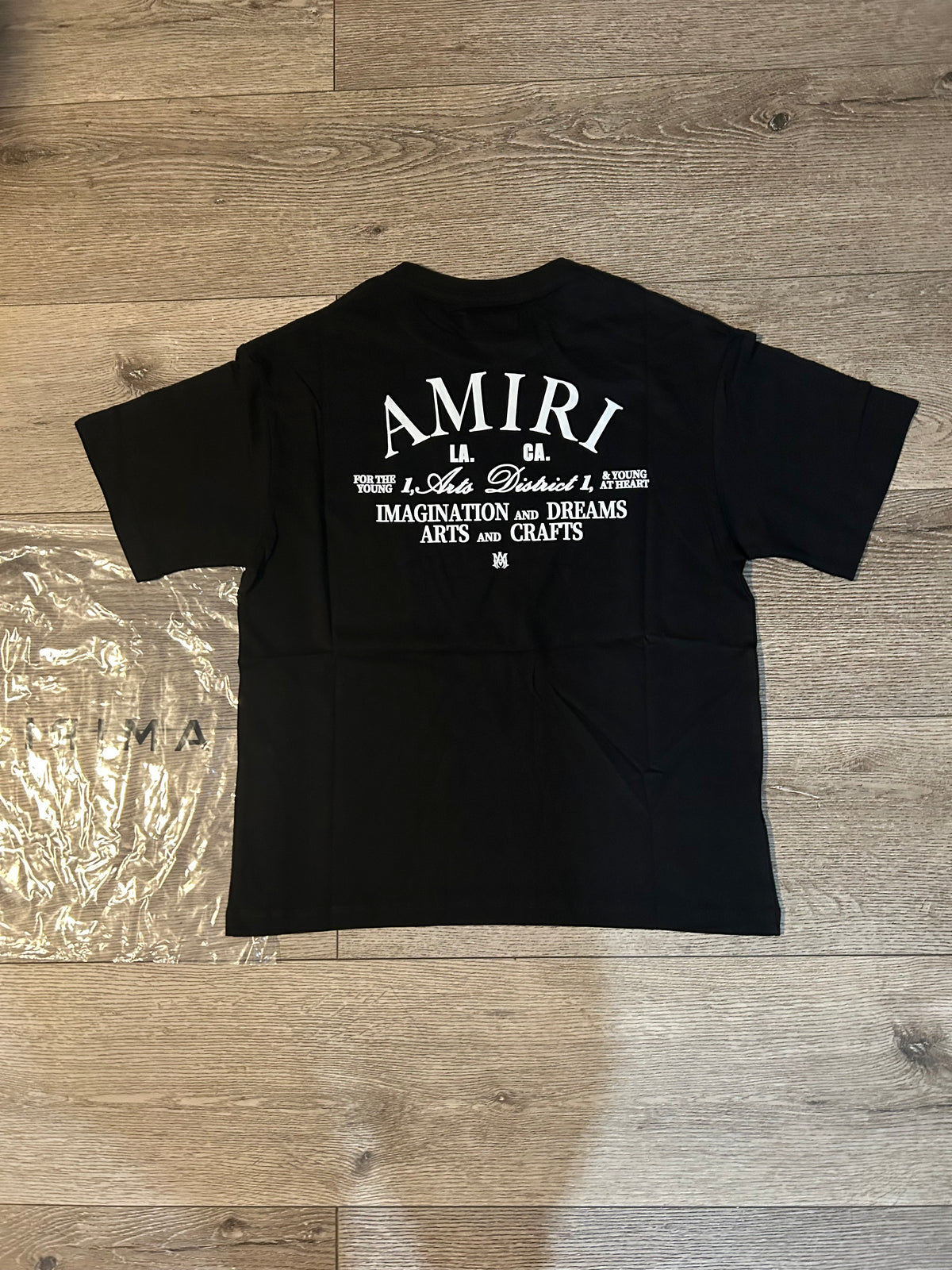 Short sleeve blackkk shirt