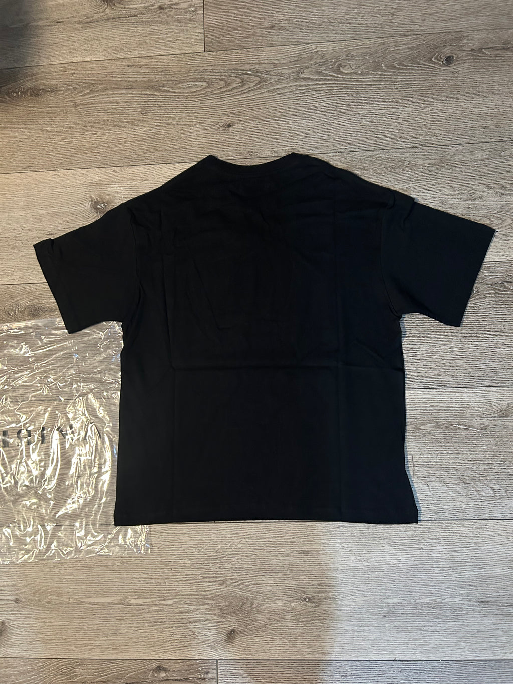 Short sleeve blackk shirt