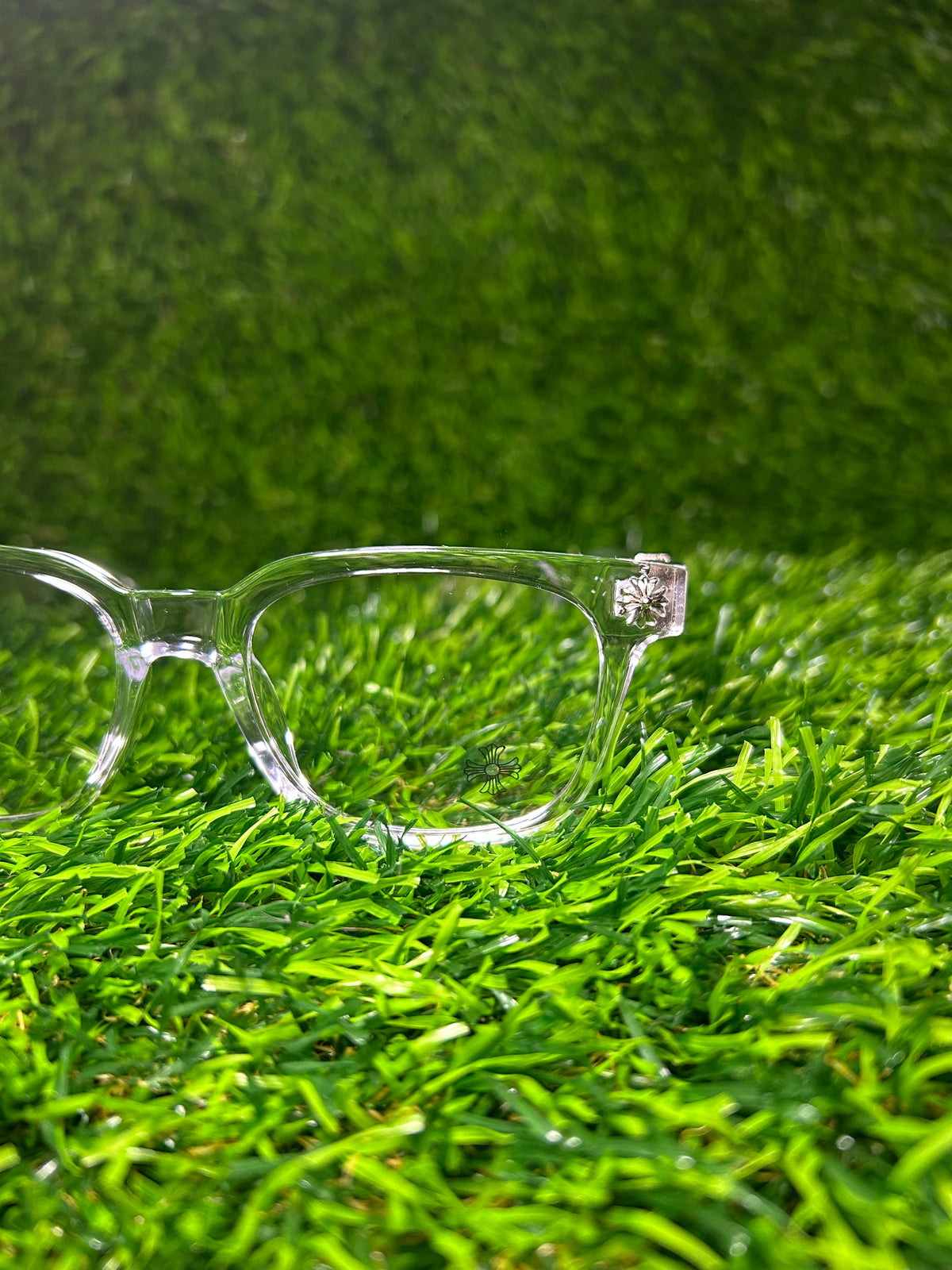 PRE-ORDER Chrome glasses Clear X Silver